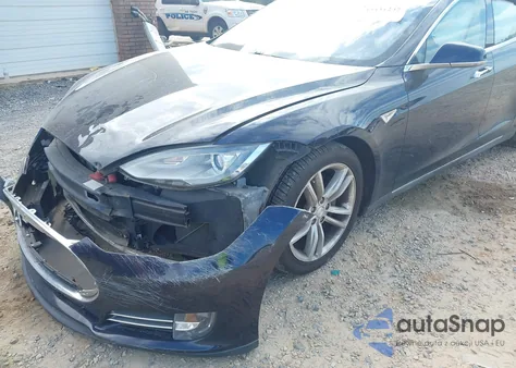 2012 Tesla Model S Signature из США, поврежденный, VIN 5YJSA1DN7CFP01626